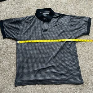 Men’s dress shirt size M